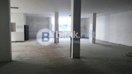 Давам под наем склад 200 до 670м2 open space на партер с тир достъп и с рампа на бул.ломск