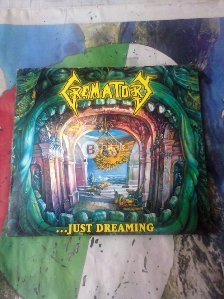 Продавам оригинално аудио cd: ”crematory - ... just dreaming”