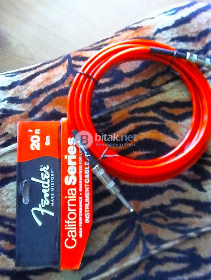 Продавам:fender instrument cable 6m.20ft.