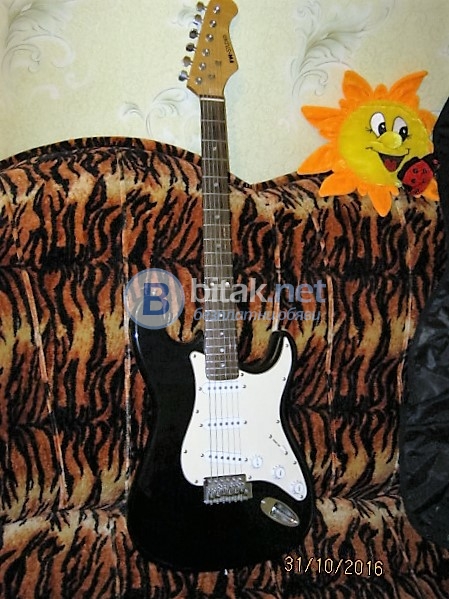 Продавам:fw.studio -copy by fender strat & eq-505-belcat