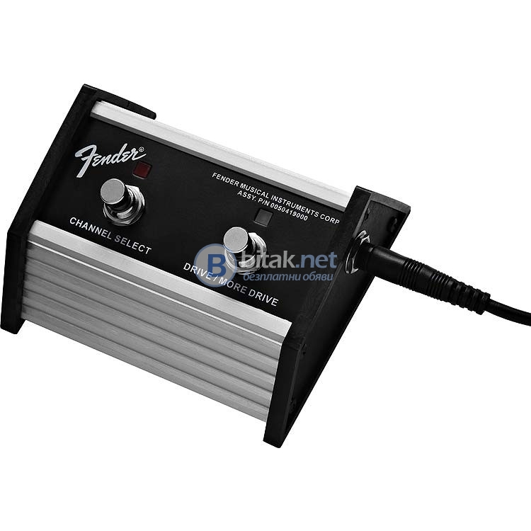 Fender 2-button 3-function footswitch: channel select / drive/more drive-1/4” jack