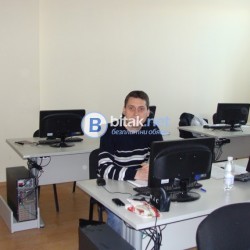 Продавам парцел - 8.7 дка с лице на магистрала Хемус, посока София на 3 км. от Летище Варна