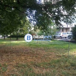 Продавам  топ -парцел УПИ в Пловдив- център