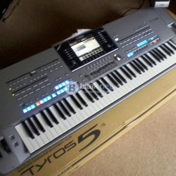 Yamaha Tyros5 76-ключов организатор Workstation