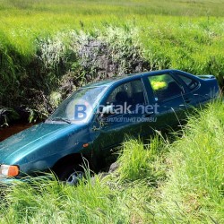 Изкупува  автомобили ,бусове 